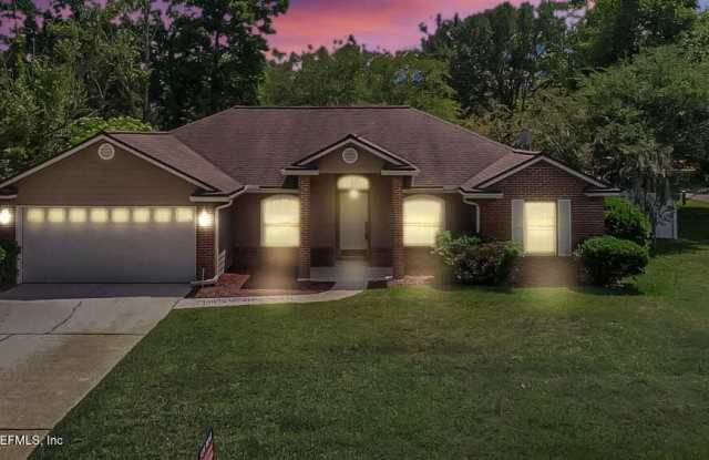 236 CLOVER Court