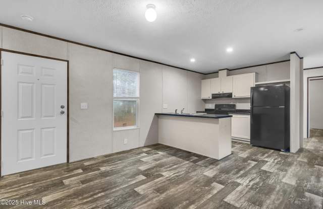 108 Gladewood Circle