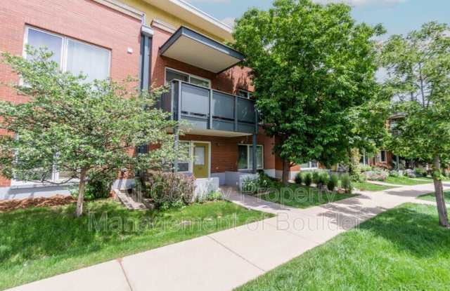 4670 Holiday Dr