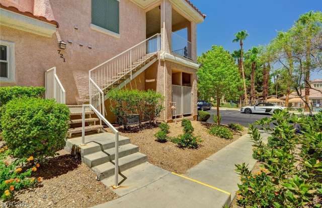 251 S Green Valley Parkway 721