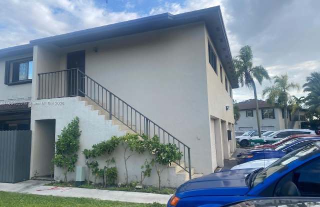 Photo of 13958 SW 44th Lane Cir