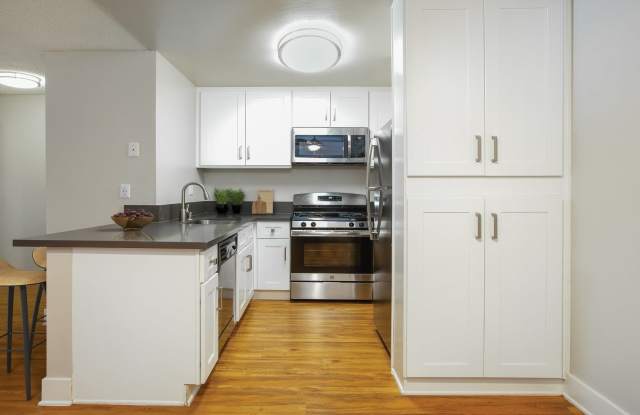 Indian Oaks Apartments