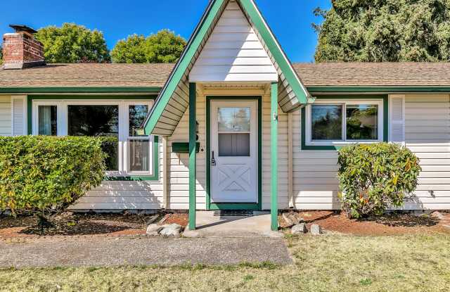 Photo of DARLING RAMBLER IN NORTH TACOMA