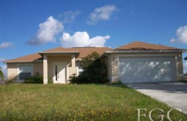 327 NW 15th ST - 327 Northwest 15th Street, Cape Coral, FL 33993