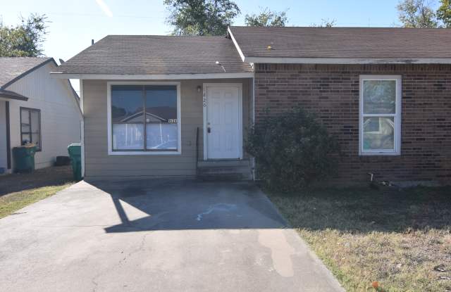 Photo of 1626 Kelly Dr