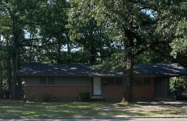 2300 West 36th Avenue - 2300 West 36th Avenue, Pine Bluff, AR 71603