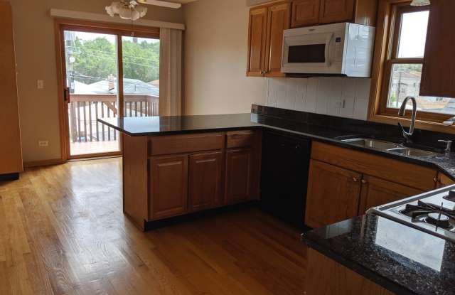 5473 N Parkside Avenue