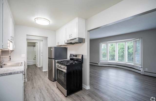 Photo of Richfield Square Apartments