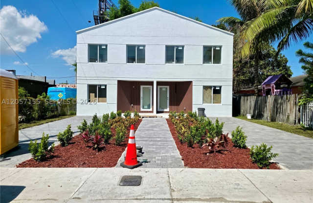 1629 NW 40th St