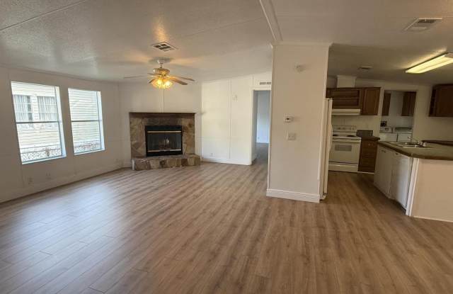 12002 Sandalfoot Boulevard W