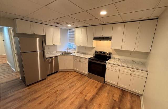 Photo of 1138 Arlington Parkway NE