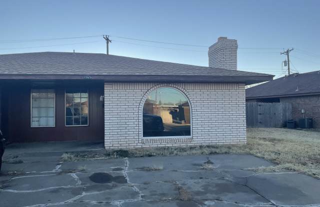 1925 Howard Drive - 1