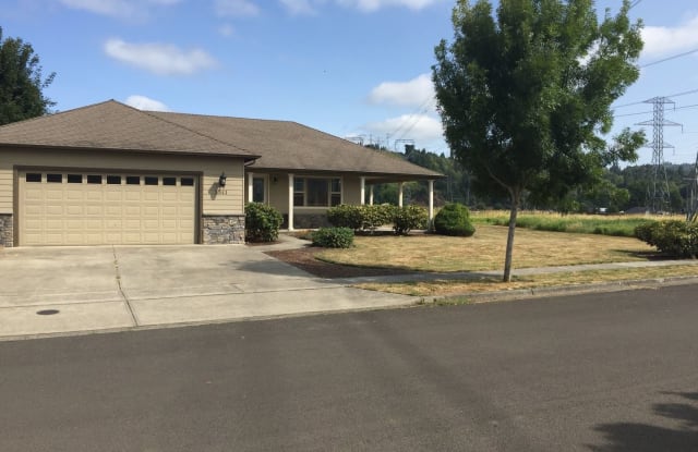 2341 52nd ave - 2341 52nd Avenue, Longview, WA 98632