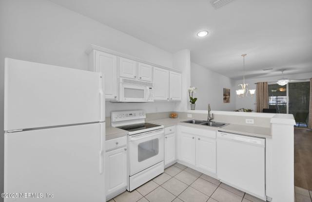 3578 TWISTED TREE Lane