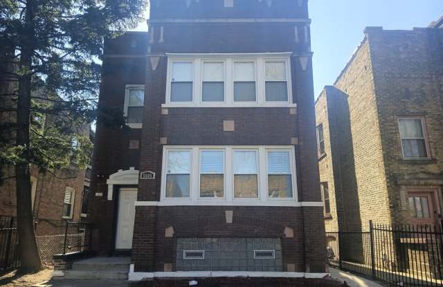 5505 W Potomac Avenue - 5505 West Potomac Avenue, Chicago, IL 60651