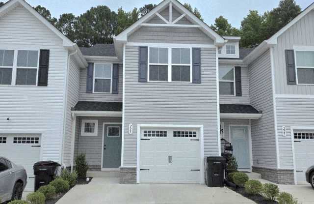 Almost Brand-New Townhouse Ready for Move In