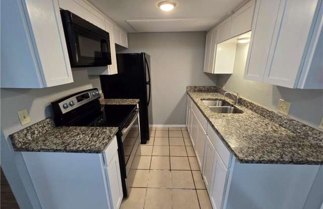 5727 Crestmore Drive unit: C