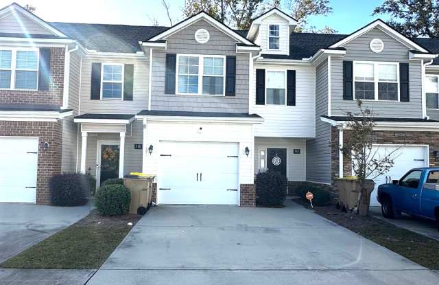300 Cantle Drive