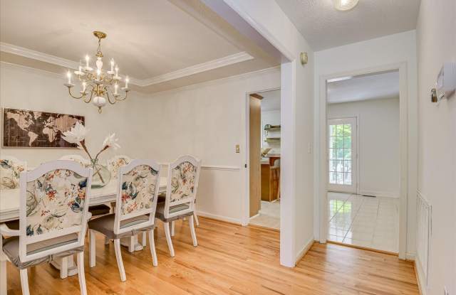 869 Hickory Ridge Road