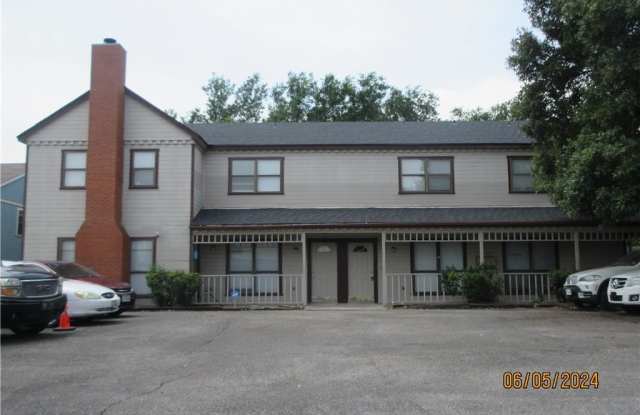 3402 Victoria Circle