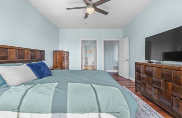 929 E El Camino Real # U1320PE