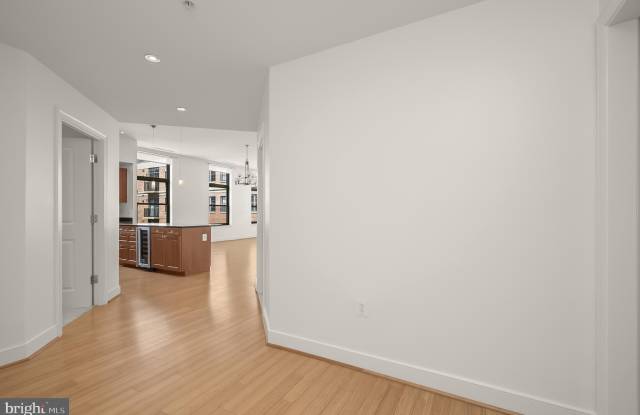 2425 L Street NW unit: 617