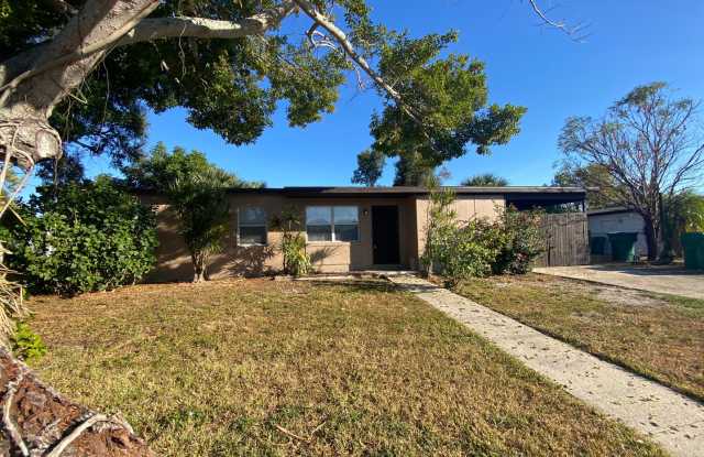 Photo of Charming Updated Home with Modern Kitchen and Spacious Living in a Peaceful Neighborhood