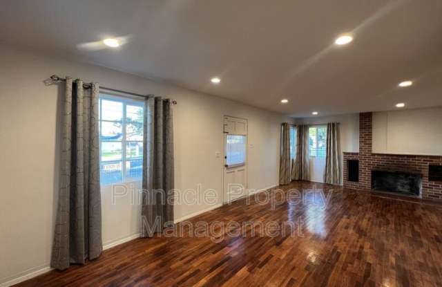 4522 W. 154th Street