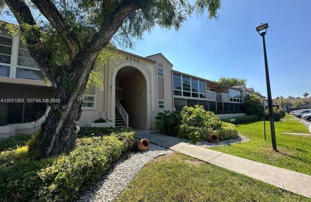 4760 NW 102nd Ave