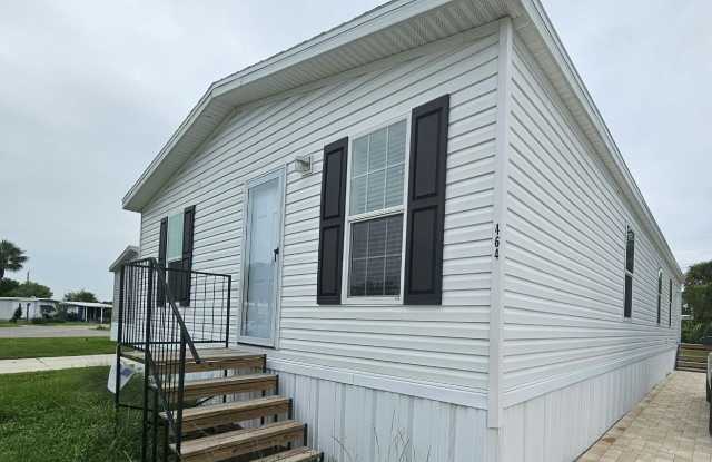 464 Suwanee Drive