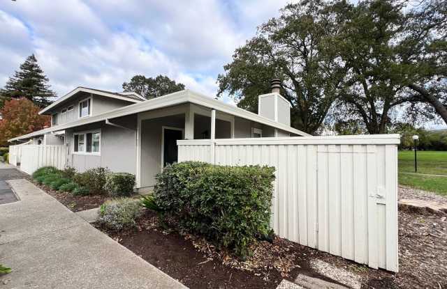 Photo of Spacious Three Bedroom Condo in South Napa