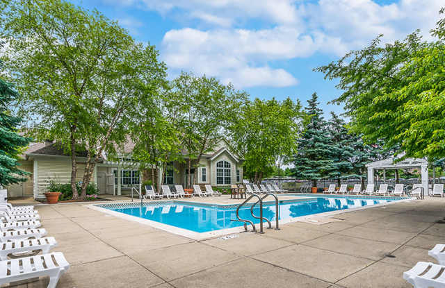 The Grove at Schaumburg