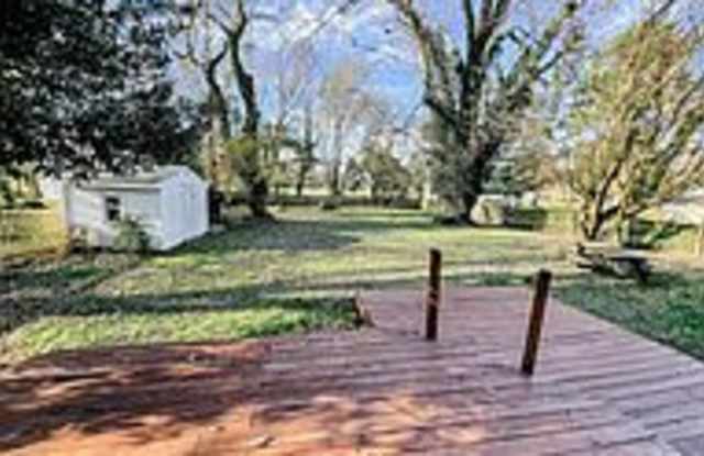 205 Somerset Ave - Furnished