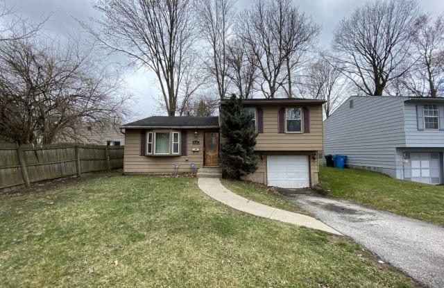 4239 Foxchapel Rd - 4239 Foxchapel Road, Toledo, OH 43607