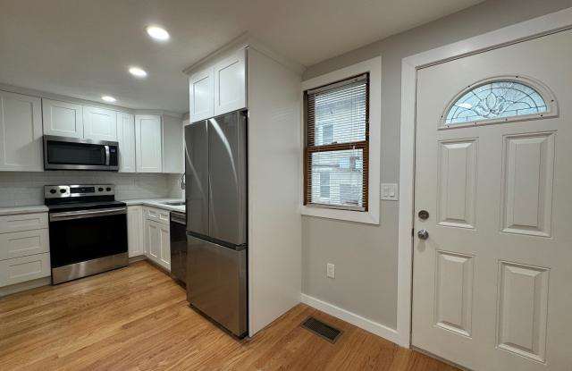 Photo of 41 Ashford St.