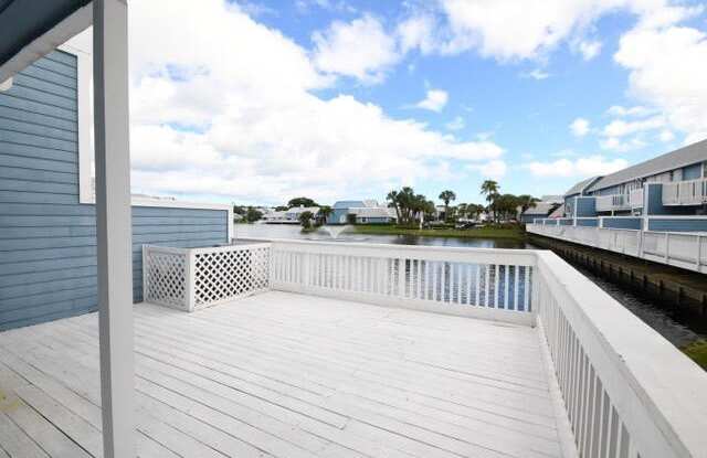 1111 Ocean Dunes Circle