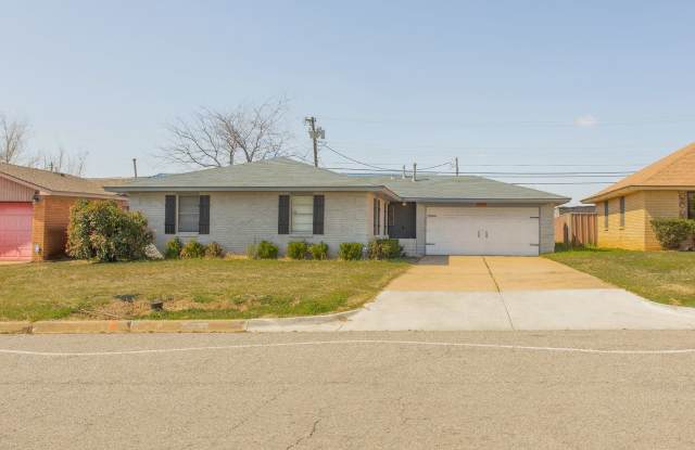 Beautiful home for lease near Hefner & Penn