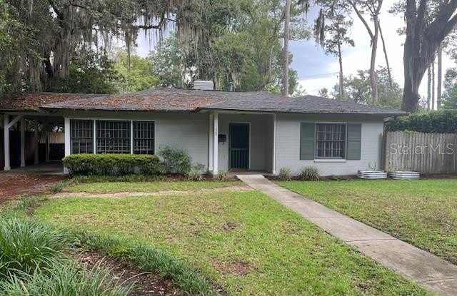 1628 NW 6TH Avenue