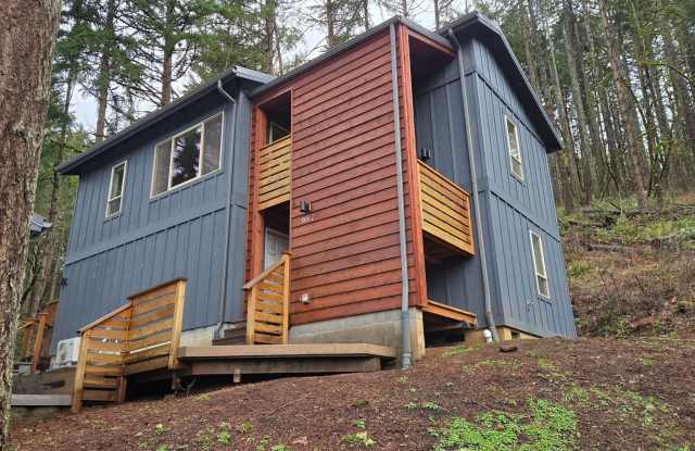 2 bedroom 1 1/2 bath apartment in Thurston! (MOVE IN SPECIAL!)