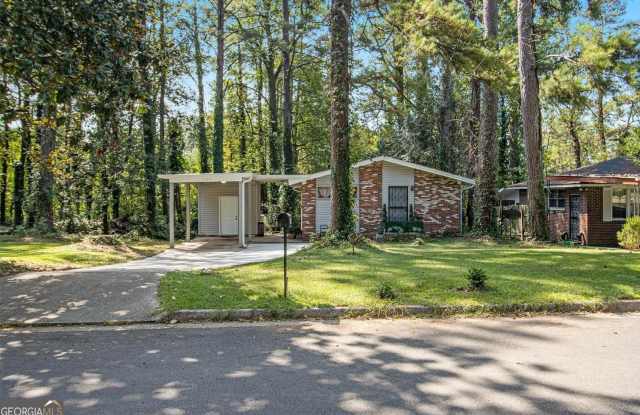 127 Ruzelle Drive SE