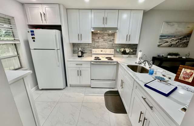 4801 Martinique Place