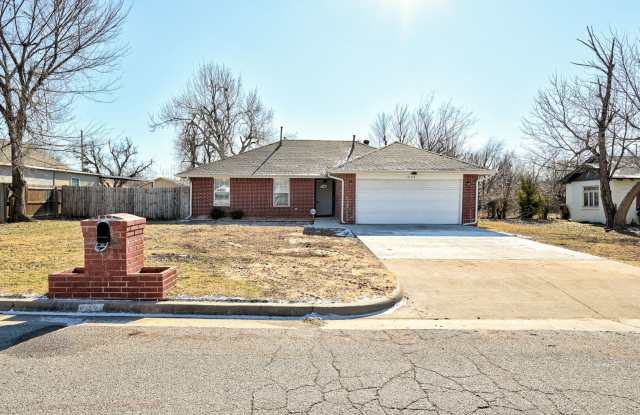 3BD/2BTH Home Minutes from Broadway Extension