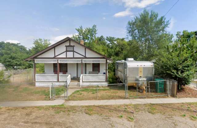 Photo of 1920's Farmhouse in Lakewood - Month to Month Short Term Only
