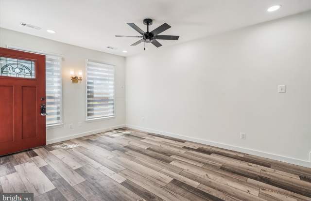 6010 SUNSET RIDGE COURT