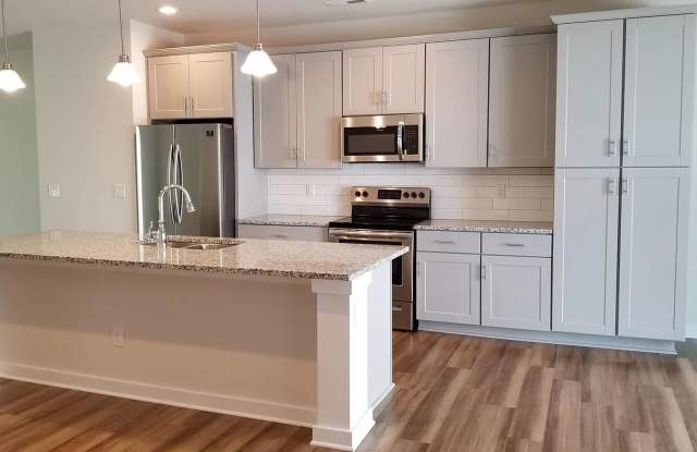 Room in 3 Bedroom Home at 1024 Sharon Towns Dr