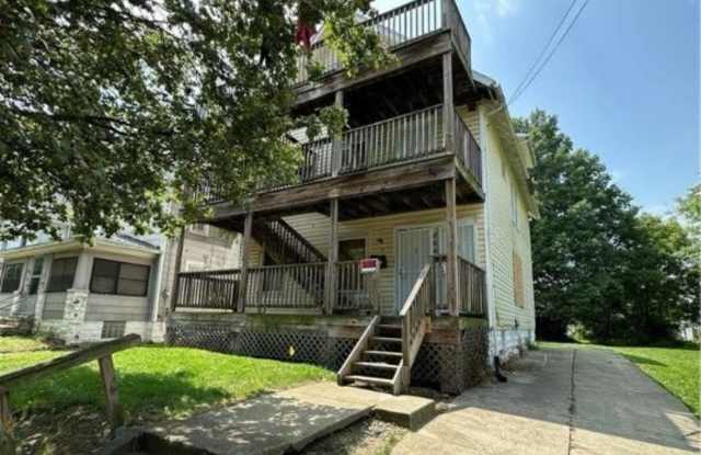 866 Beardsley Street - 1