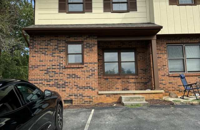 Photo of A wonderful Bellhaven townhouse!!!!