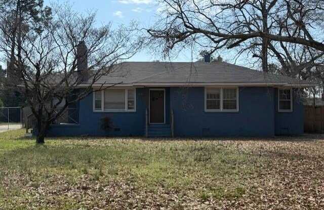 2730 Lakewood Drive