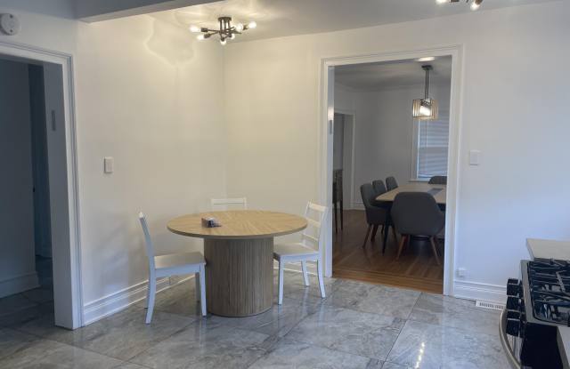 263 S Lincoln Avenue