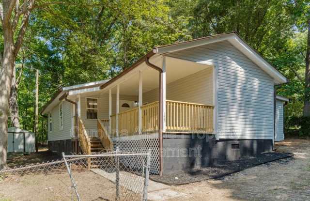 Photo of 175 Uphill Dr